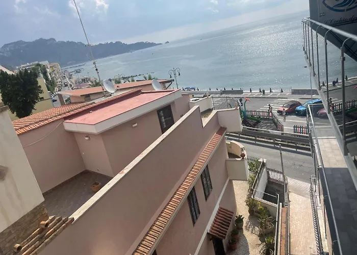 L' Occhio Del Mare Giardini Naxos